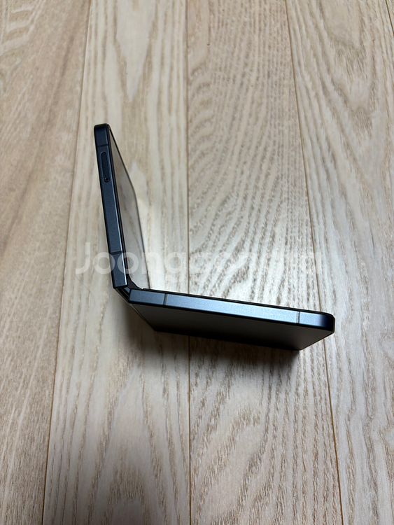 512기가 상태 완전좋은 제트플립7 블랙 팔아요--3