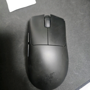 레이저 데스에더 V3 하이퍼스피드 마우스 풀박스