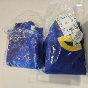 보보쇼즈 블루 컬러블록 상하 새상품(맨투맨 4-5y, 바지 2-3y)