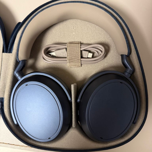 젠하이저 모멘텀4 헤드폰