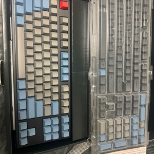 레오폴드 FC750 청축 + 10주년 무각키캡