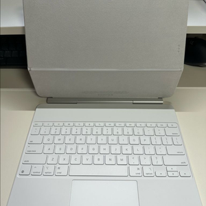 애플 정품 아이패드 에어 13인치 (M2, M3 용) 매직키보드