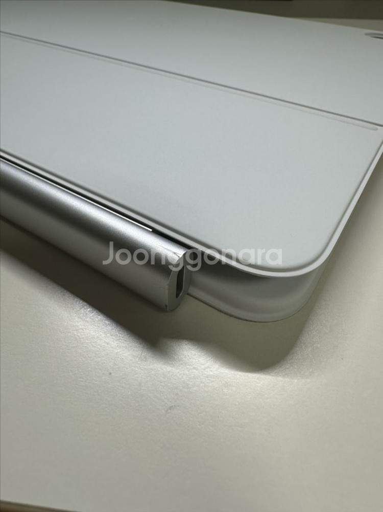 애플 정품 아이패드 에어 13인치 (M2, M3 용) 매직키보드--4