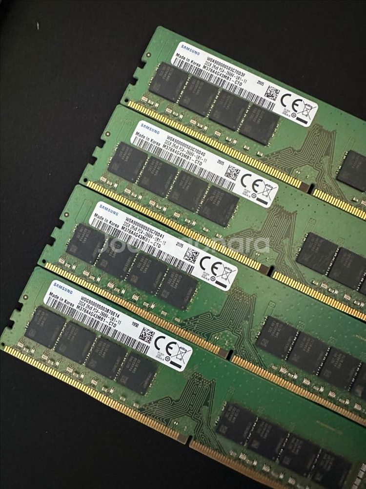 삼성전자 DDR4 32GB RAM (개당 32GB, 총 4개)--0