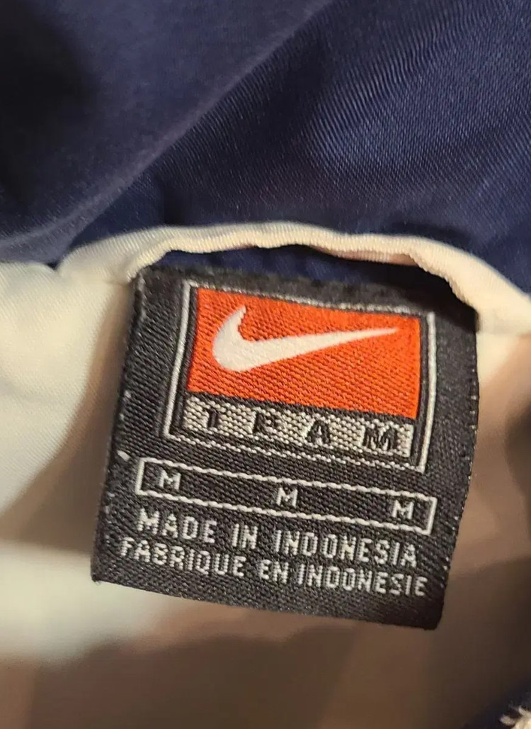 PSG 파리생제르망 빈티지 바람막이 레이팀 이미지