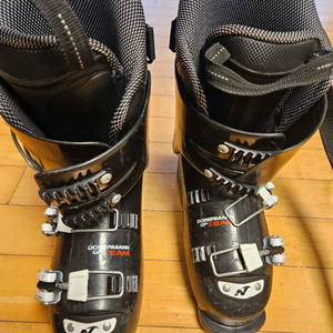 노르디카 스키부츠