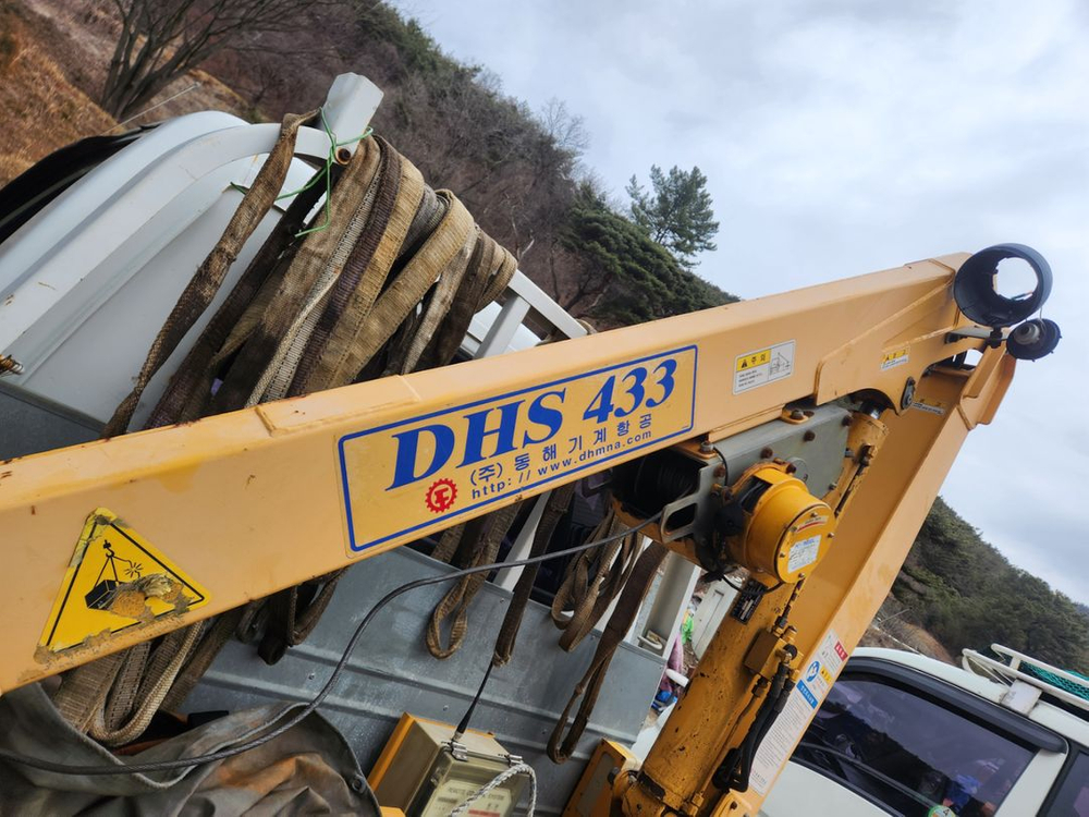 봉고3 1톤 동해433 크레인 크래인 팝니다--4