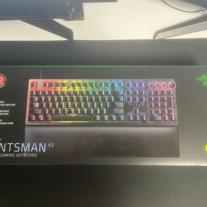 (정발 풀박스 27년 11월까지 a/s 보증) 레이저 헌츠맨 v2 리니어 페이커 키보드 1주일 사용