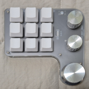 한손키보드 키패드 9키 3노브 커스텀 매크로 블루투스 무선 포토샵 영상편집 RGB 적축 기계식