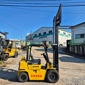 두산지게차 2.5톤 LD25S 590만원 급처