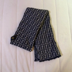 펜디 정품 자카드 모노그램 울 머플러