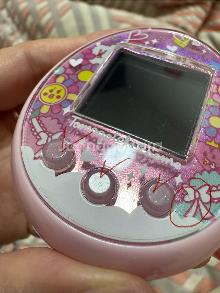 다마고치 썸 핑크 중고품 판매해요--1