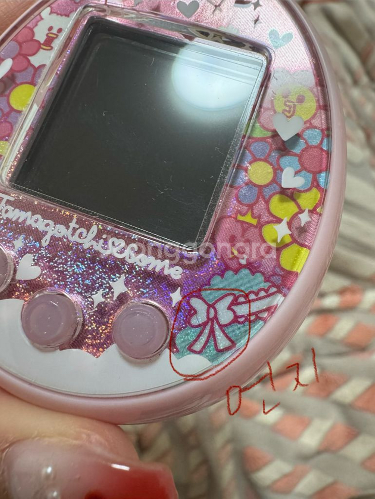 다마고치 썸 핑크 중고품 판매해요--2