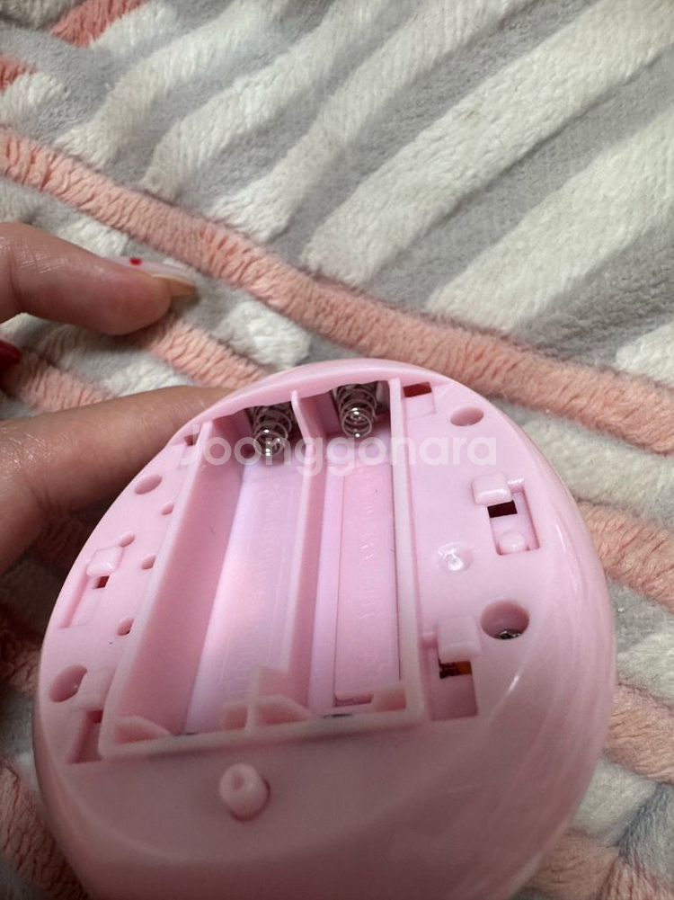 다마고치 썸 핑크 중고품 판매해요--8