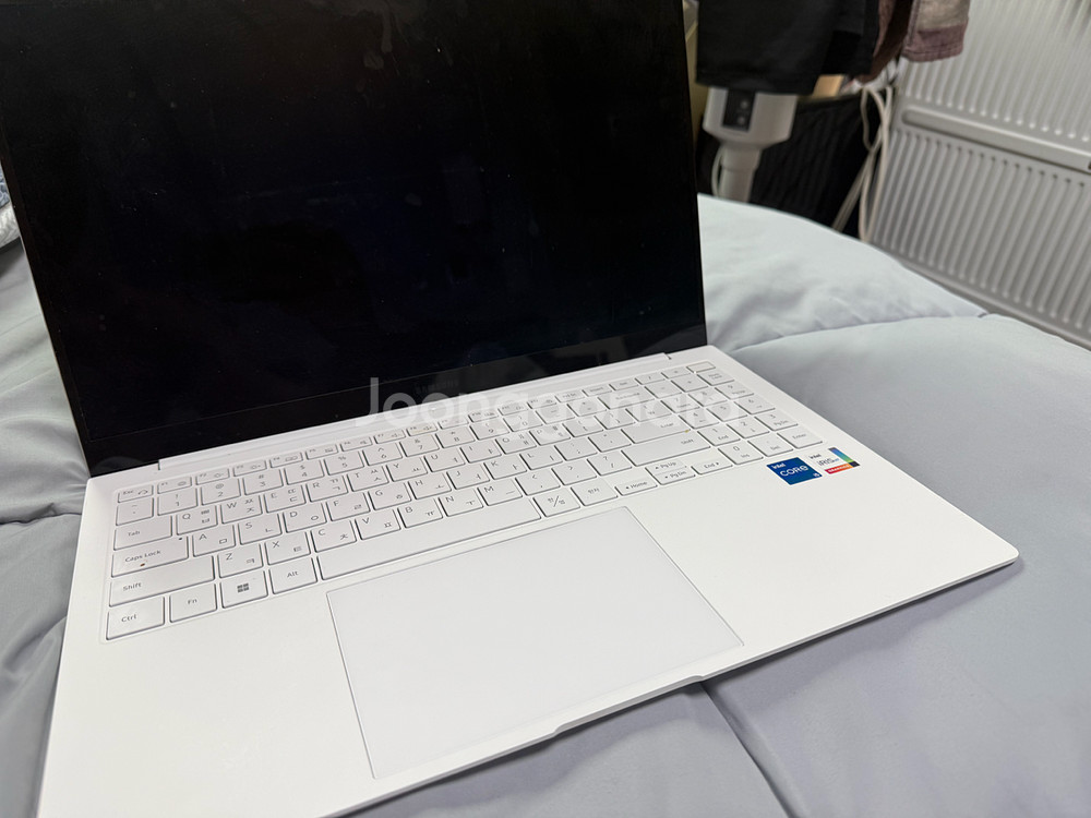 삼성 갤럭시 프로 노트북--1