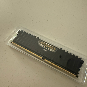 커세어 벤젠스 DDR4 16GB 3200mhz