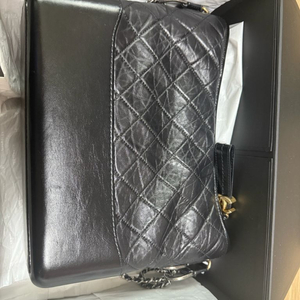 샤넬 가브리엘 호보백 뉴미디움 이미지