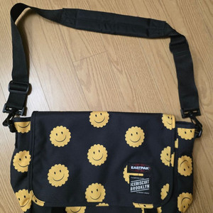 아이스비스킷 크로스백, 메신저백. 아이스비스킷 가방.