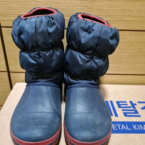 크록스 부츠 c12.