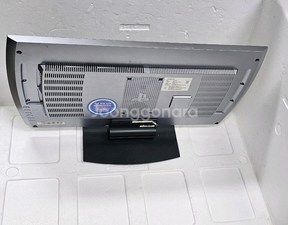 [판매완료] 소니 3D 모니터 23.5 인치--1