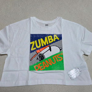줌바 스누피 크롭티셔츠 새상품 M