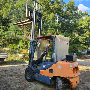 지게차 두산30 연락처,010 8577 5244