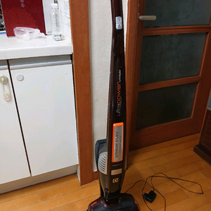 <부품용>일렉트로룩스청소기 ZB5021