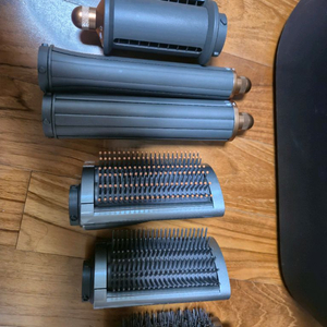 다이슨 에어랩 컴플리트 롱 헤어드라이어 배럴 세트 이미지