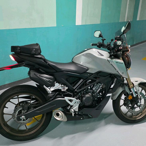 혼다 CB125R 이미지