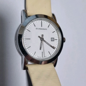 버버리 정품 여자 시계