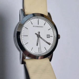 버버리 정품 여자 시계