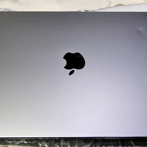 맥북프로 M1 16인치 16GB,512GB 판매합니다.