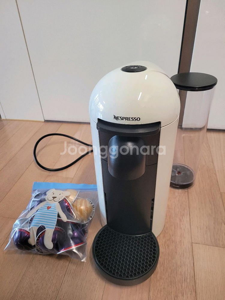 네스프레소 버츄오 플러스 캡슐커피머신--2