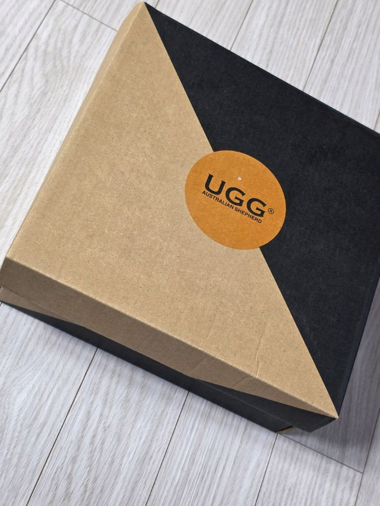 UGG 어그 키즈 클리어 레인보우 부츠 1회착용 140-155 이미지