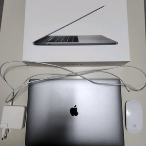 맥북프로 A1707 판매합니다.