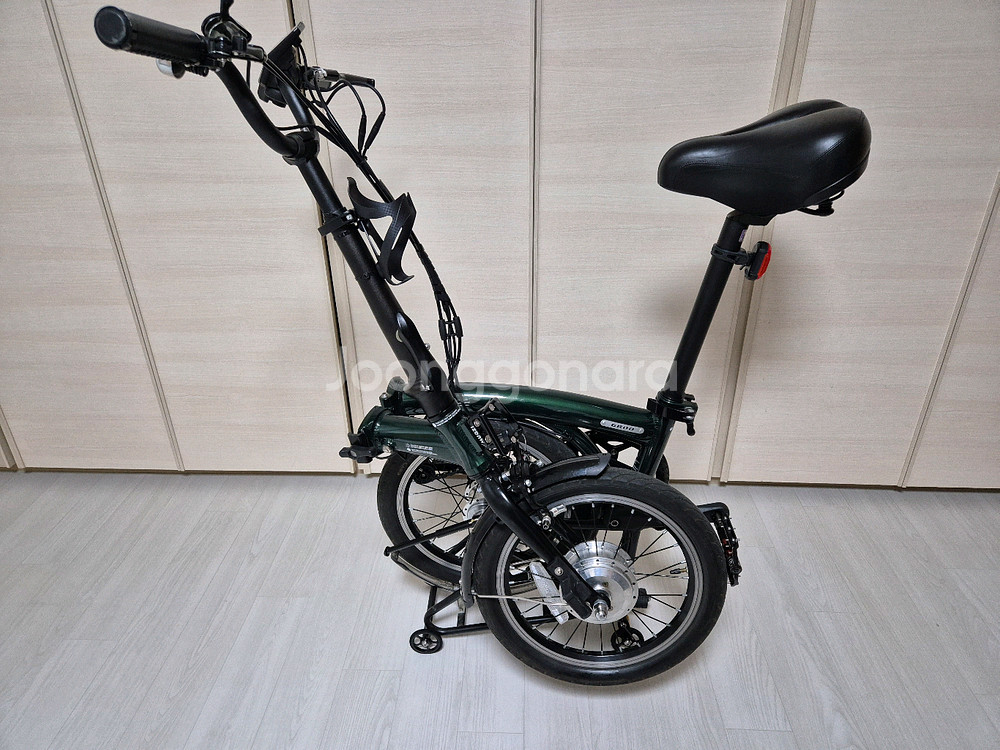 그루 e3t 트라이폴드 전기 자전거 판매합니다--4