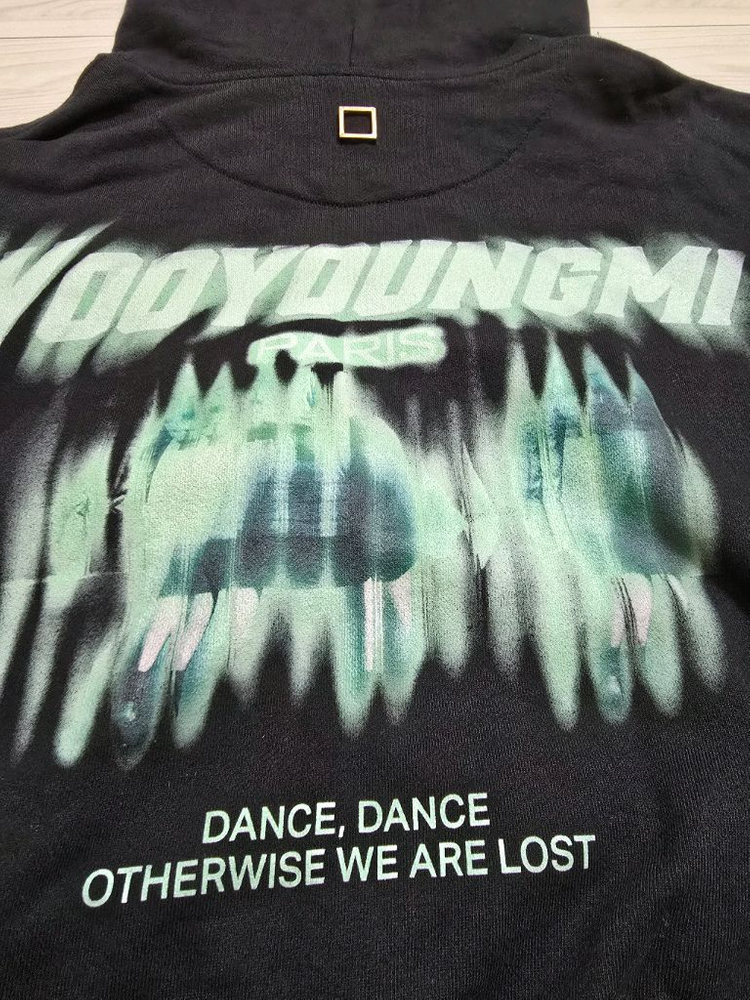 우영미 크롭 후드티 36 블랙 정품 운포--5