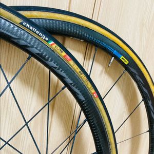 프랑스. 한정판. 마빅 풀카본 세라믹 휠셋.