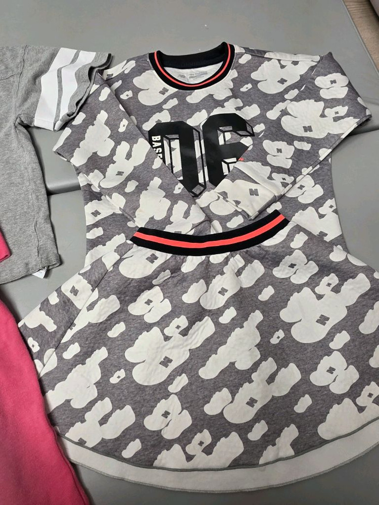 여아옷 박스판매 (페르미츠,베베드피노,로아앤제인)--8