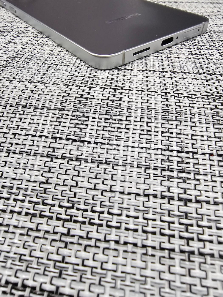 (새상품급) 갤럭시 S25엣지 256G 실버 25년 11월개통 무기스 무찍힘 초S급 선물용 86만팝니다@--5