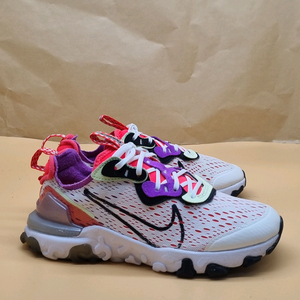 나이키 리액트 비전 운동화225