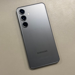 갤럭시S24 오닉스블랙색상 256용량 24년8월개통 미파손 무잔상 특AAA급 깔끔한단말기