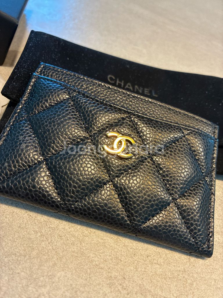 샤넬 캐비어 금장 블랙 카드지갑--1