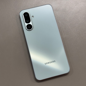 갤럭시 점프4 민트색상 128용량 미파손 무잔상 25년8월개통 초SSS급 깨끗한단말기