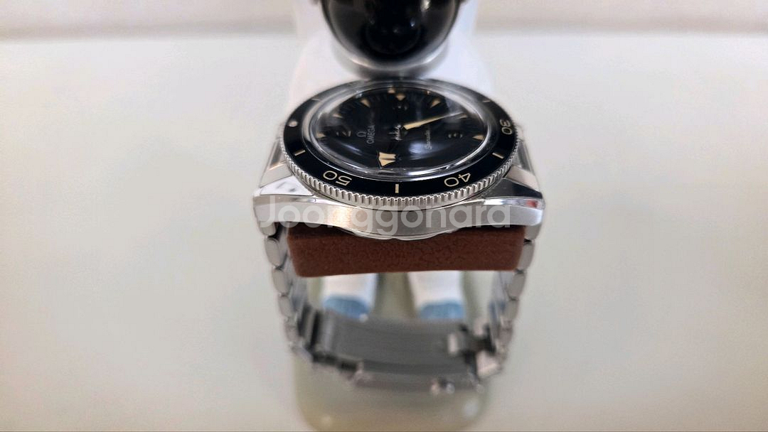오메가 씨마스터 300 헤리티지 검판 민트급 중고 급매--2