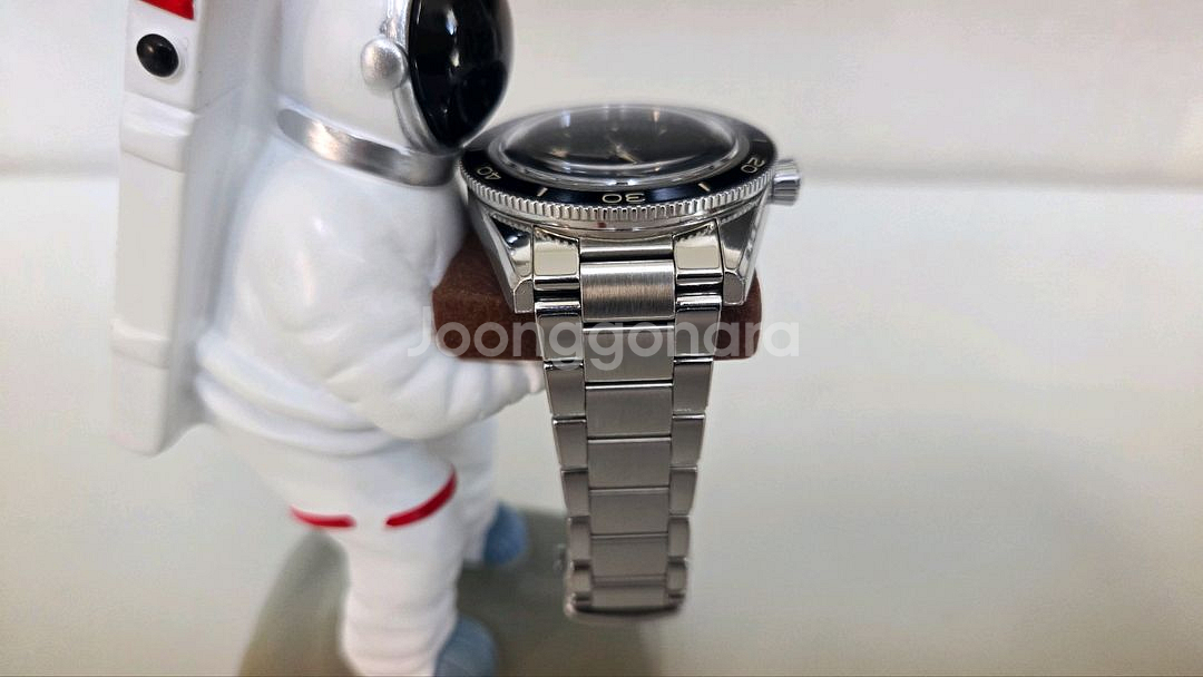 오메가 씨마스터 300 헤리티지 검판 민트급 중고 급매--3