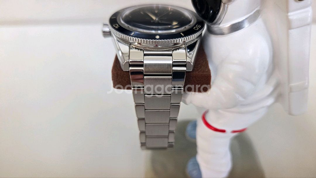 오메가 씨마스터 300 헤리티지 검판 민트급 중고 급매--4