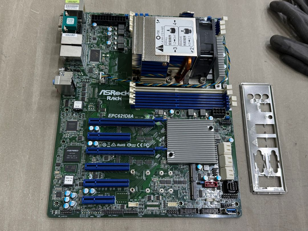 ASRock RACK EPC621D8A 제온 서버 메인보드 스케일러블 1~2세대용 이미지