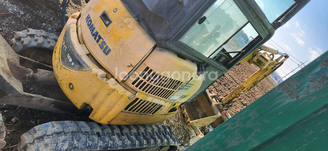 2004년식3900시간 이전해야 하는 코마츠 PC15 1.7톤 미니굴삭기 가변됨 본바가지 대바가지 쁘레카 집게 갈퀴--4