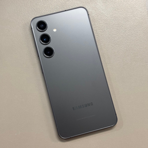 *대용량* 갤럭시S24 오닉스블랙색상 512용량 미파손 무잔상 S급 깨끗한 단말기 판매